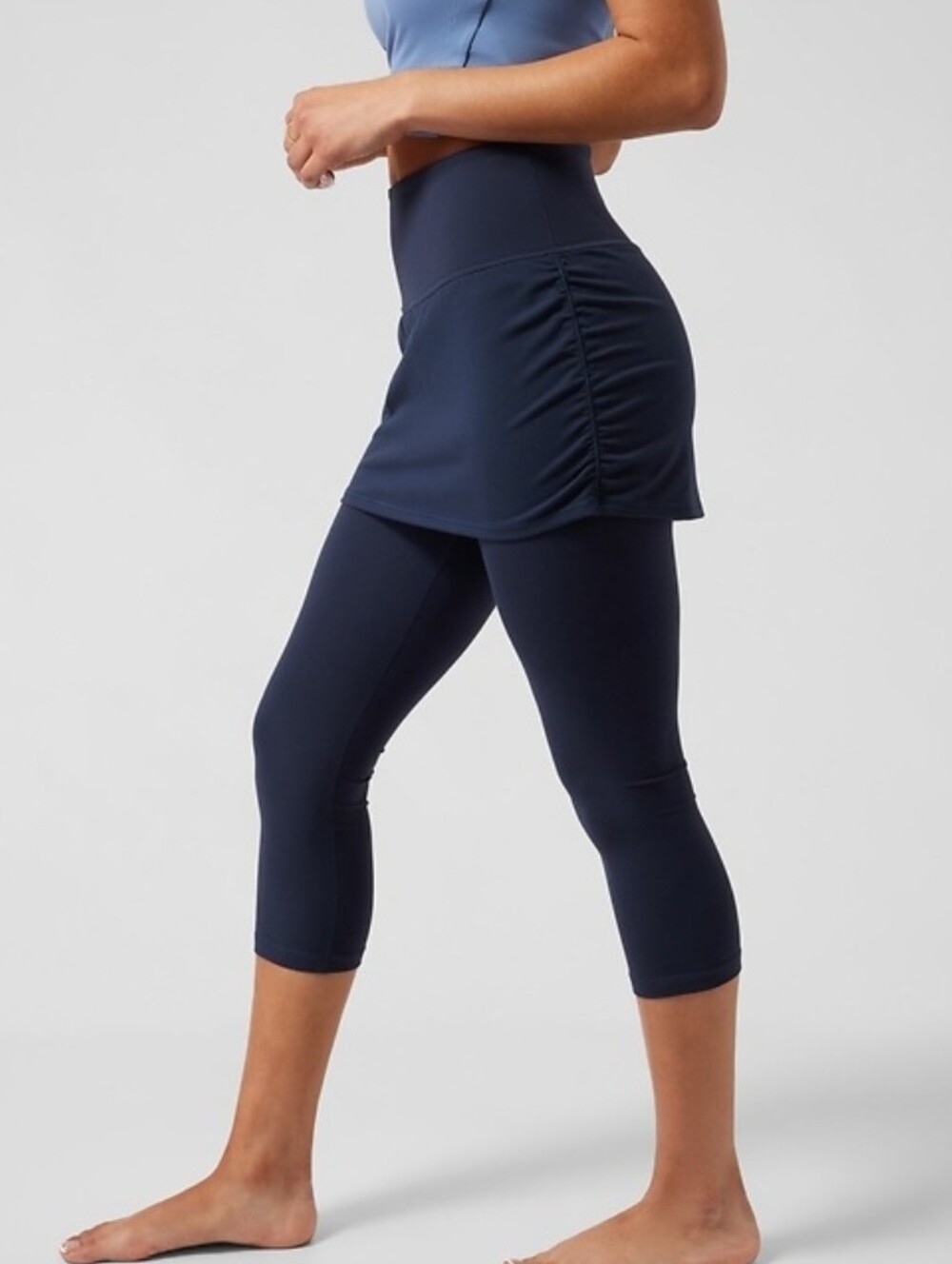 Athleta Elation 2 in 1 Capri Women's M Activewear Gym Wear Athleisure Navy Blue